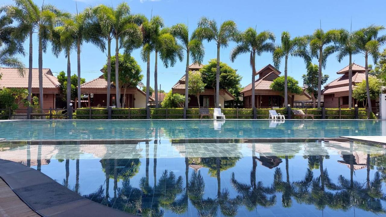 Ruenpruksa Resort Prachuap Khiri Khan Exteriér fotografie